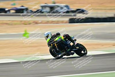 media/Sep-07-2025-TrackXperience (Sun) [[ee17e62fad]]/Level 2/Session 4 (Lower Chicane)/